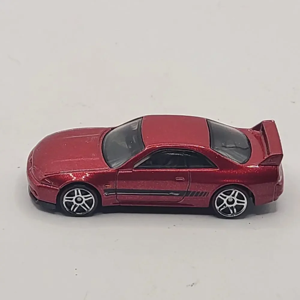 Hot Wheels Nissan Skyline GT-R R33 1:64 DIECAST Red Custom